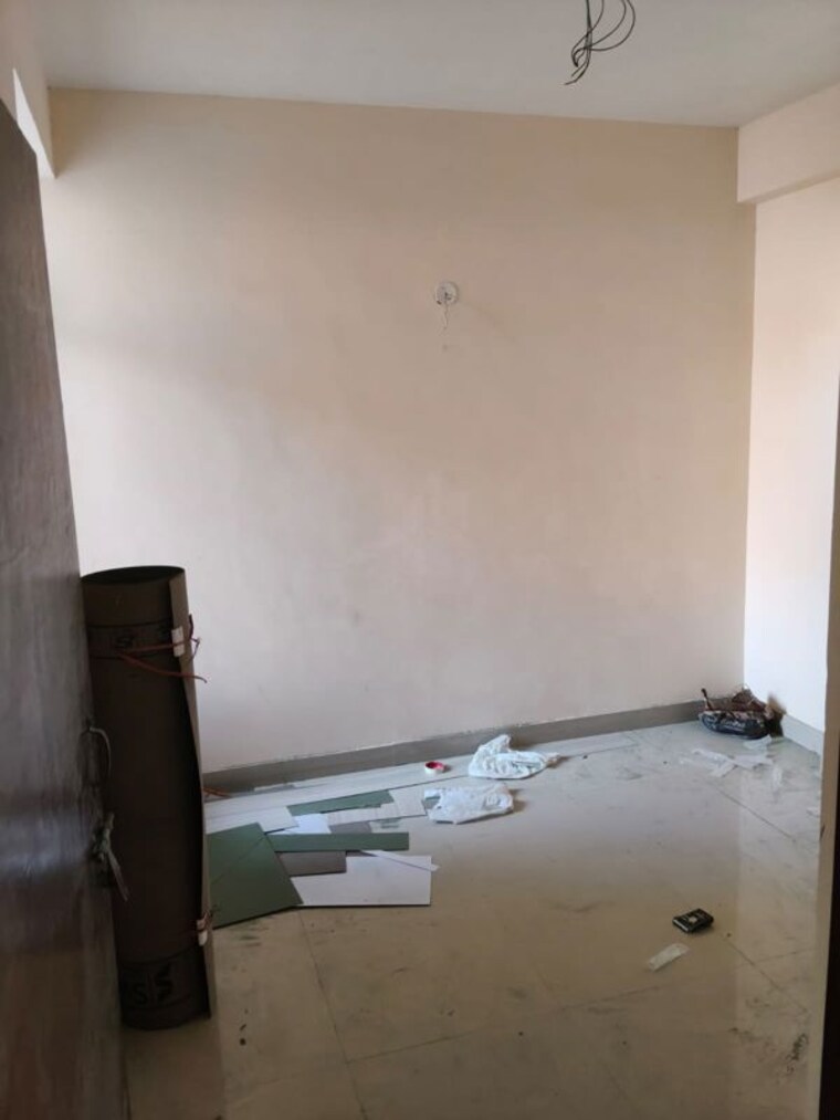 Room, adore-samriddhi 3 Bedroom 645 Sq.Ft. Apartment In Sector 89 Faridabad 9783819