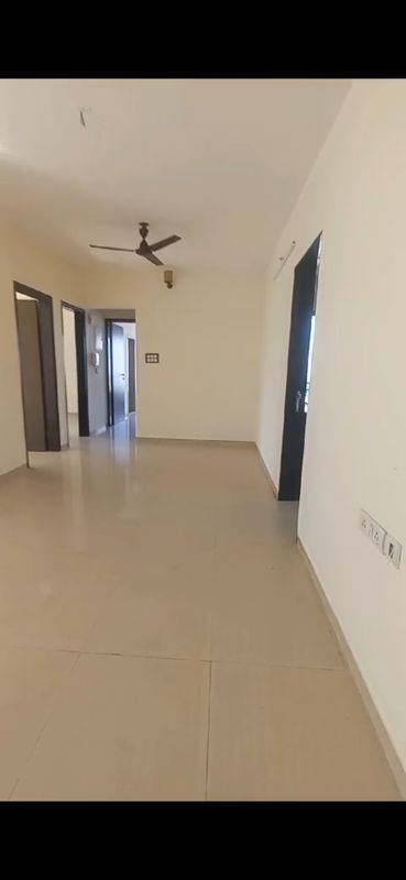 3 BHK 1500 Sq.Ft. Apartment in Rustomjee OZone