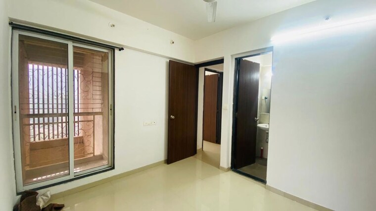 Room, puranik-aarambh 1 Bedroom 700 Sq.Ft. Apartment In Ghodbunder Road Thane 9783859