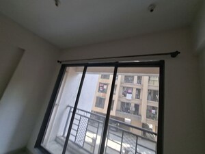Furnished Amenities in 1 BHK Apartment at Raunak 108, Kasarvadavali – for Rent