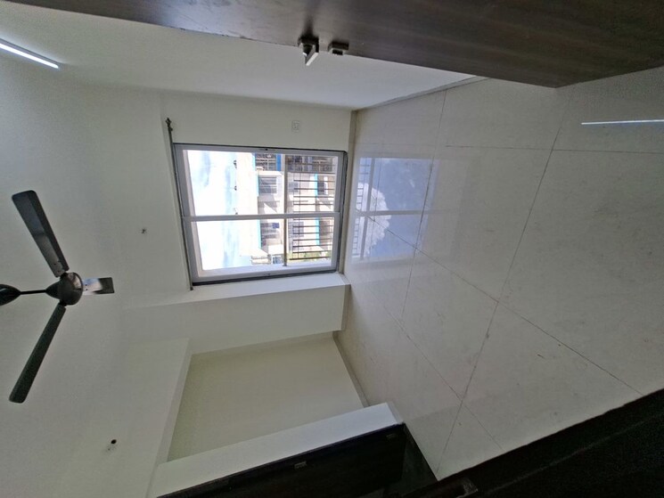 Room, raunak-108 1 Bedroom 425 Sq.Ft. Apartment In Kasarvadavali Thane 9783933