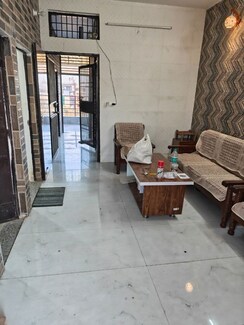 2 BHK Builder Floor For Rent in Sector 40