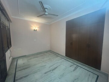 Room in 3 BHK Apartment at Sector 19 Dwarka – for Rent