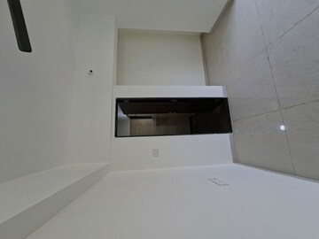 Furnished Amenities in 1 BHK Apartment at Raunak 108, Kasarvadavali – for Rent