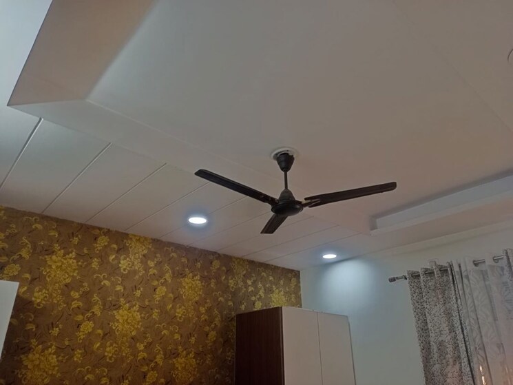 Other, tomar colony 3 Bedroom 900 Sq.Ft. Apartment In Tomar Colony Delhi 9783925