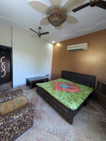 Bedroom in 3 BHK Villa at Sector 23a – for Rent