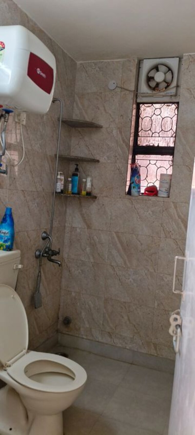 Bathroom, sector 3 dwarka 3 Bedroom 1500 Sq.Ft. Apartment In Sector 3 Dwarka Delhi 9784160