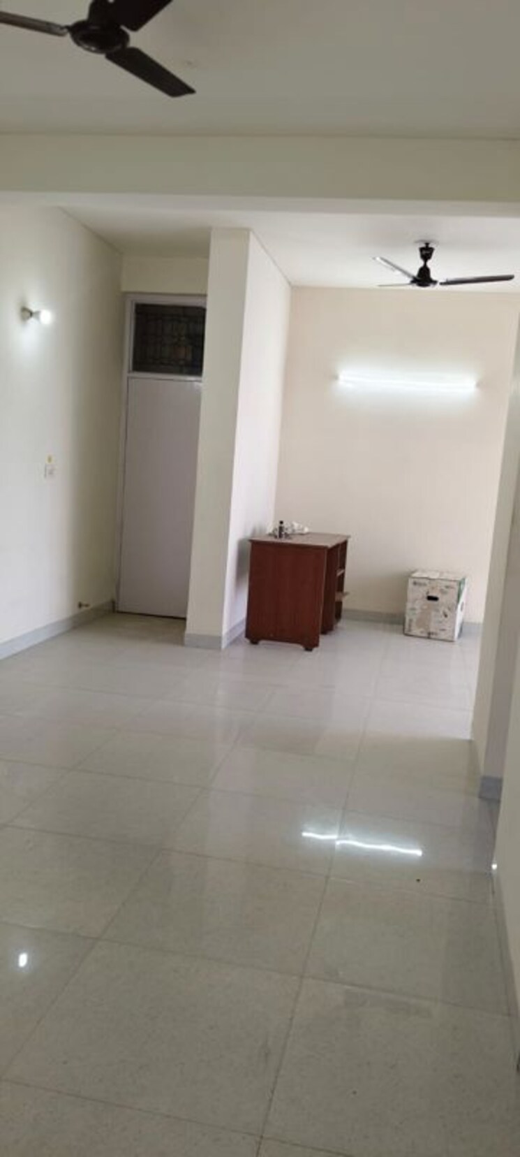 Room, sector 3 dwarka 3 Bedroom 1500 Sq.Ft. Apartment In Sector 3 Dwarka Delhi 9784160