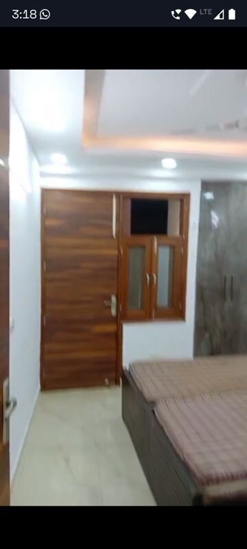 Room in 3 BHK Builder Floor at Malviya Nagar – for Rent