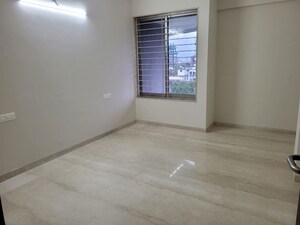 Room in 3 BHK Apartment at Model Colony – for Rent