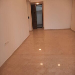 Room in 4 BHK Apartment at Lodha Kiara, Kamala Mill – for Rent