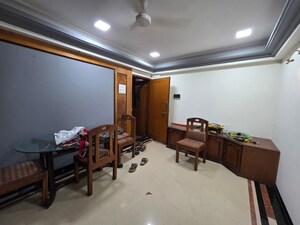 Living Room in 1.5 BHK Apartment at Om Vijayshree Apartment, Vile Parle East – for Rent