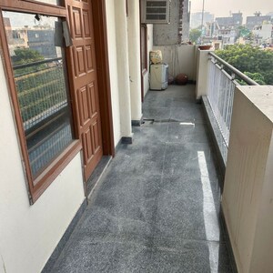 Balcony in 3 BHK Builder Floor at Unitech Cyber Park, Durga Colony – for Rent