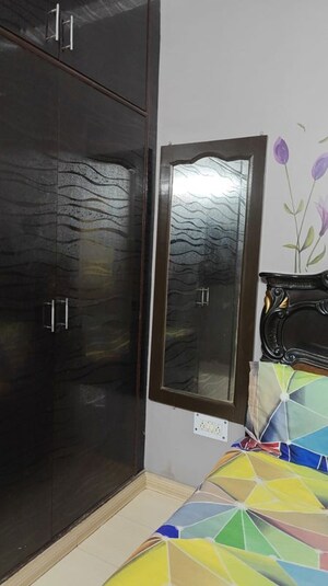 Furnished Amenities in 3 BHK Apartment at Sector 19 Dwarka – for Rent