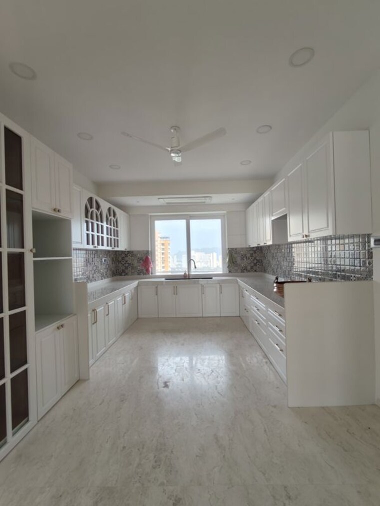 Room, viraj-tower 5 Bedroom 3500 Sq.Ft. Apartment In Kalwa Thane 9784336
