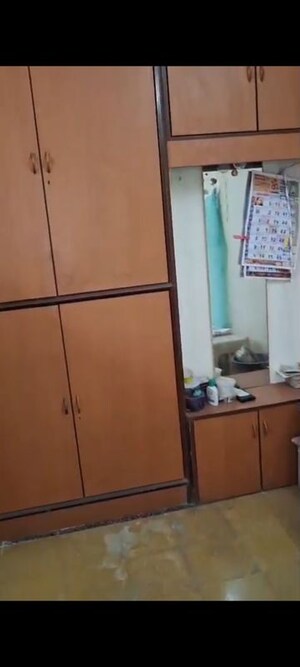 Furnished Amenities in 1 BHK Apartment at Gomantak CHS, Navpada – for Rent