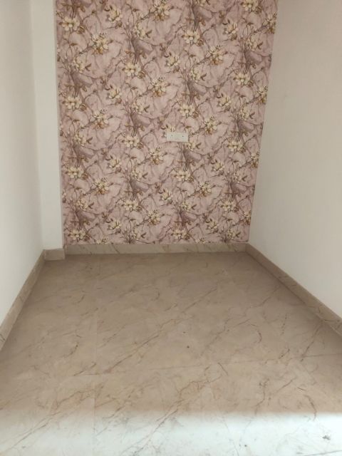 1 BHK + Pooja Room Apartment For Sale in Sector 73
