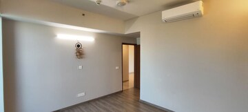 Room in 3 BHK Apartment at Emaar Digi Homes, Sector 62 – for Sale