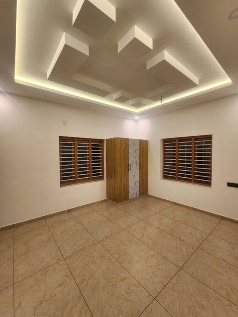 Room, marathakkara 5 Bedroom 3650 Sq.Ft. Independent House In Marathakkara Thrissur 9784270