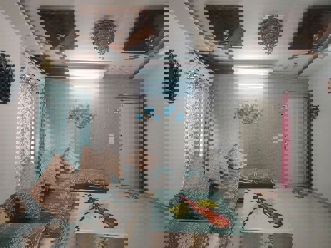 3 BHK + Study Room Apartment For Rent in Amrapali Crystal Homes