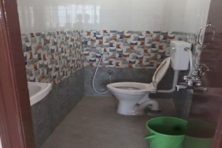 Bathroom, btm layout 1 Studio 114 Sq.Ft. Builder Floor In Btm Layout 1 Bangalore 9784631