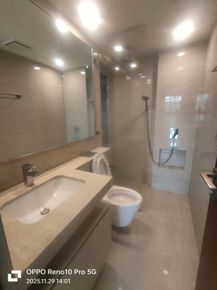 Attached Bathroom, hiranandani-castle-rock 2 Bedroom 750 Sq.Ft. Apartment In Powai Mumbai 9784661