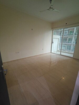 Room in 3.5 BHK Apartment at Gaur Saundaryam High Street, Tech Zone 4 Greater Noida – for Sale