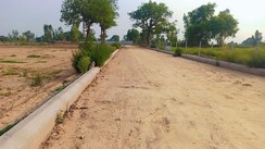 Plot For Sale in Sultanpur Road