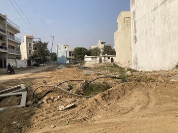  Plot For Sale in Gaur Yamuna City 32nd Park View, Gaur Yamuna City