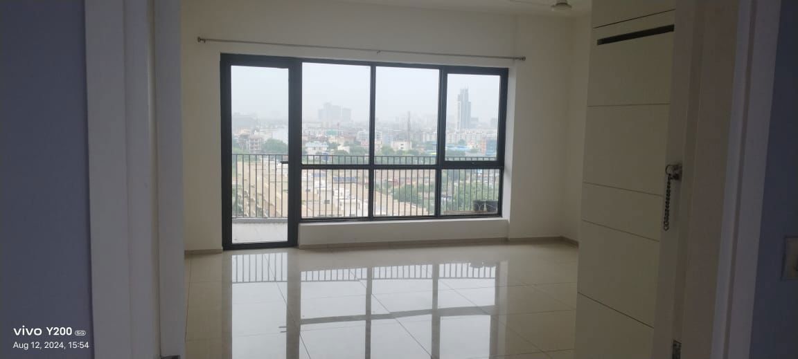 3.5 BHK + Servant Room Apartment For Sale in Ireo The Grand Arch