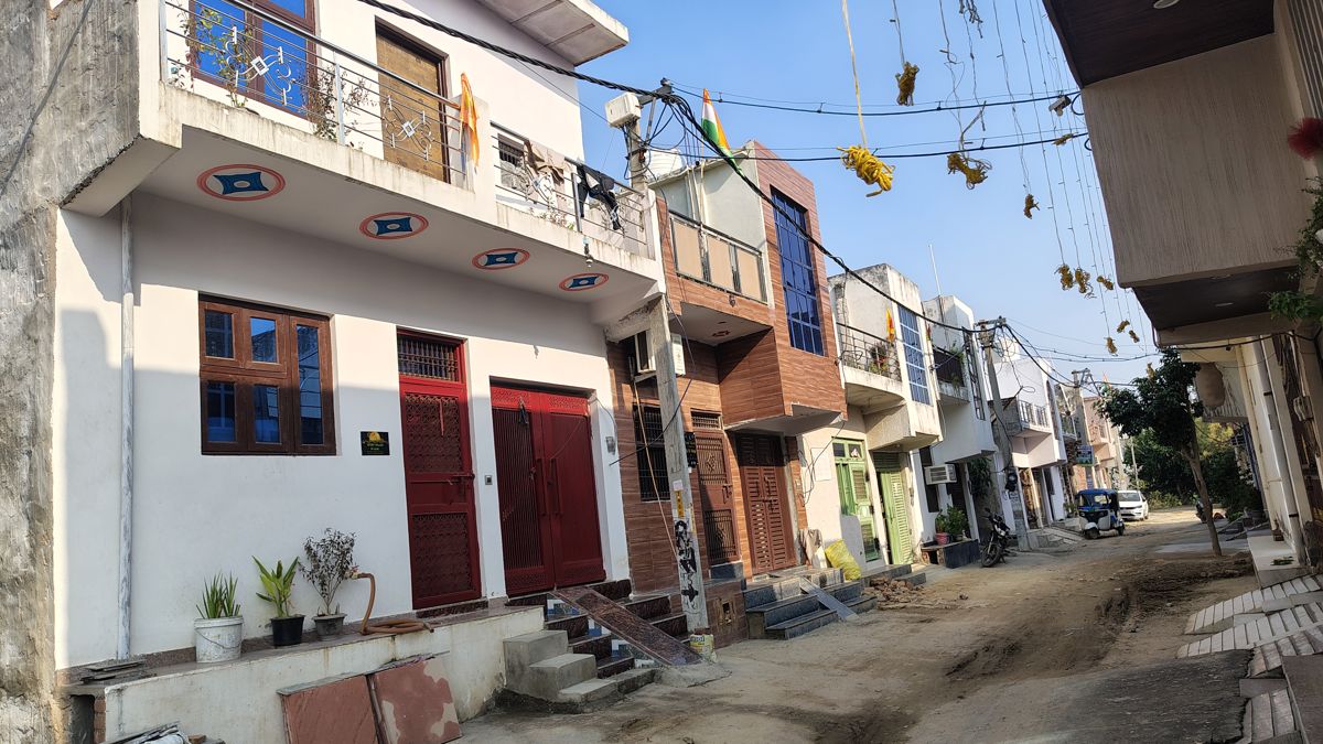 Plot For Sale in Shree Defence Residency