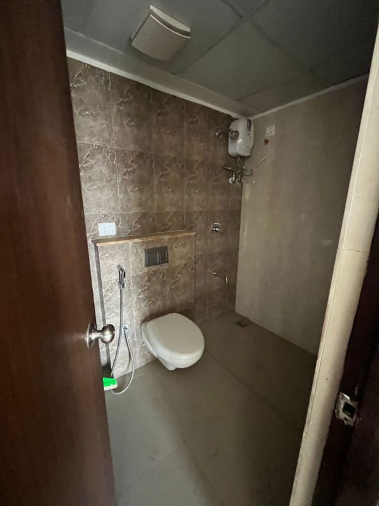 Bathroom, lodha-downtown 2 Bedroom 580 Sq.Ft. Apartment In Dombivli East Thane 9785034