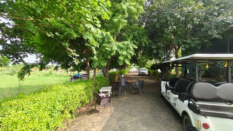 undefined, tappal  548 Sq.Yd. Plot In Tappal Aligarh 9785053