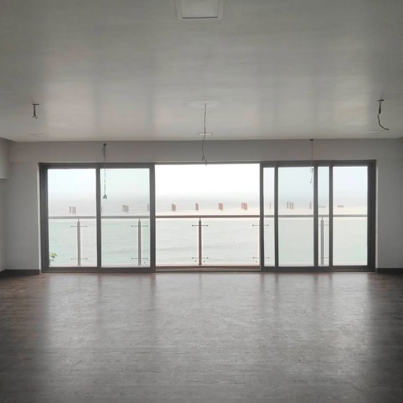 5 BHK + Servant Room,Extra Room Apartment For Sale in Bandra West