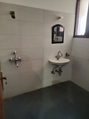 Bathroom in 3 BHK Apartment at Somsons Imperial Towers, Dhakoli – for Rent