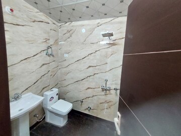 Bathroom in 4 BHK Builder Floor at Rajendra Nagar Sector 3 – for Sale