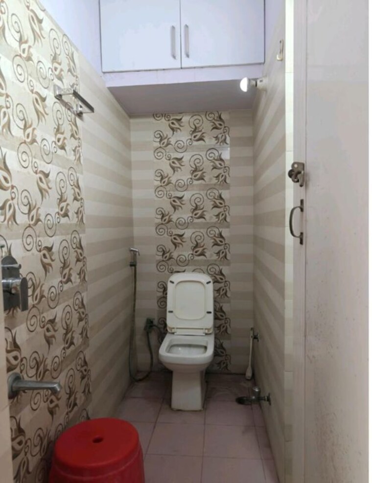 Bathroom, sector 16 2 Bedroom 1200 Sq.Ft. Builder Floor In Sector 16 Faridabad 9785341