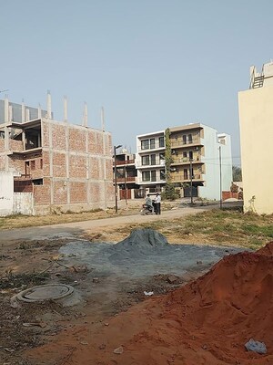 3 BHK Villa – Exterior View View at Gaur Yamuna City 2nd Park View, Gaur Yamuna City - for Rent