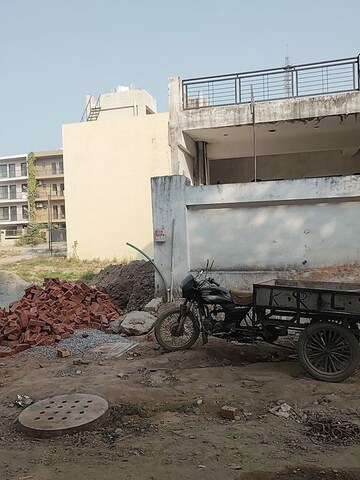 3 BHK Villa – Exterior View View at Gaur Yamuna City 2nd Park View, Gaur Yamuna City - for Rent