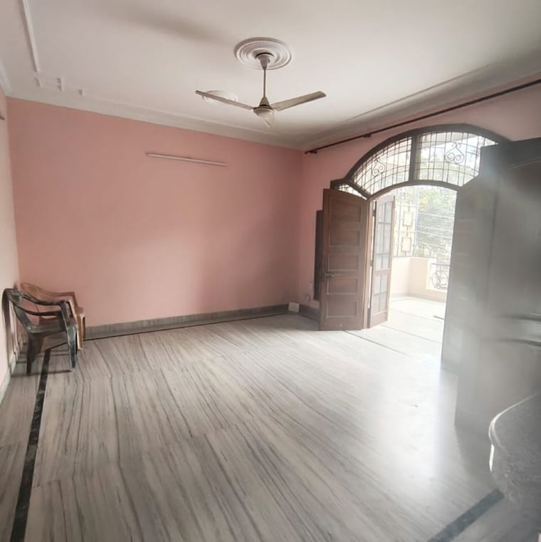 Bedroom, unitech-cyber-park 2 Bedroom 161 Sq.Yd. Builder Floor In Durga Colony Gurgaon 9785439