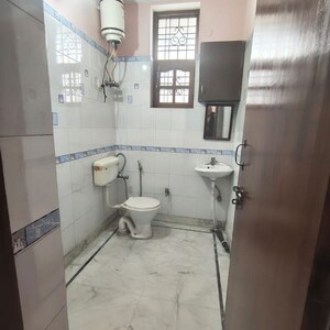 Bathroom in 2 BHK Builder Floor at Unitech Cyber Park, Durga Colony – for Rent