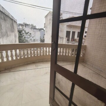 Balcony in 2 BHK Builder Floor at Unitech Cyber Park, Durga Colony – for Rent