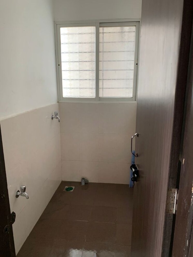 Bathroom, rk-lunkad-aromatic-wind 2 Bedroom 1350 Sq.Ft. Apartment In Wakad Pune 9785470