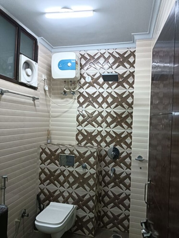  Parking, emaar-gurgaon-greens 3 Bedroom 1650 Sq.Ft. Apartment In Sector 102 Gurgaon 9785537