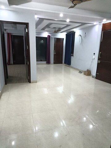 Room in 3 BHK Apartment at Emaar Gurgaon Greens, Sector 102 – for Rent