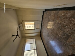 Furnished Amenities in 3 BHK Apartment at Hiranandani Avalon, Powai – for Rent