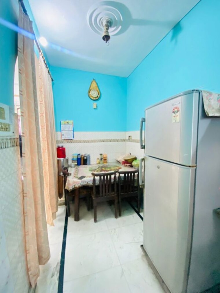 Bathroom, sector 23a 1.5 Bedroom 800 Sq.Ft. Villa In Sector 23a Gurgaon 9785609