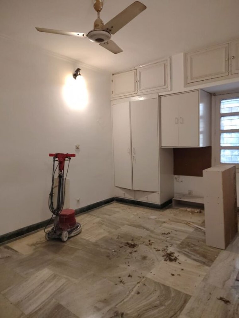 Room, malviya nagar 2 Bedroom 1000 Sq.Ft. Builder Floor In Malviya Nagar Delhi 9785615