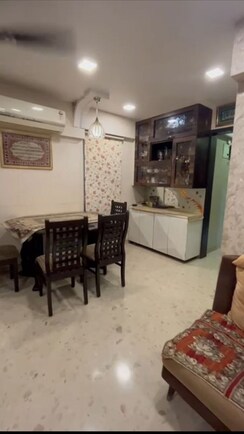 3 BHK Apartment For Rent in Swaraj Queensbay