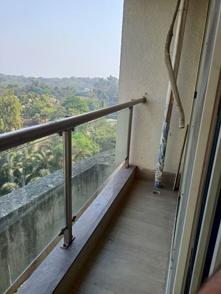 Balcony, regency-heights 3 Bedroom 1101 Sq.Ft. Apartment In Ghodbunder Road Thane 9785428